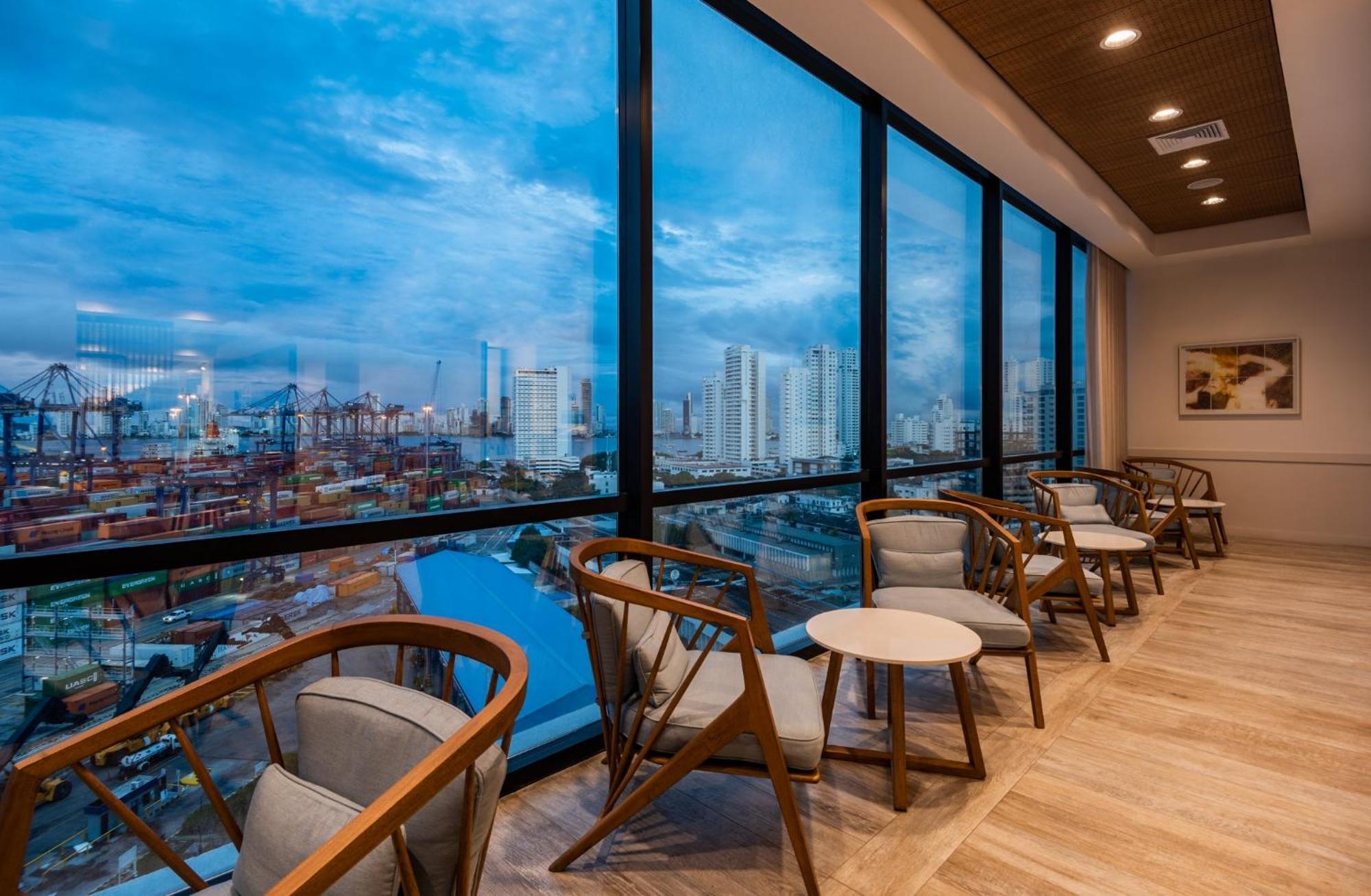 Holiday Inn Express Cartagena Manga By Ihg Exterior photo